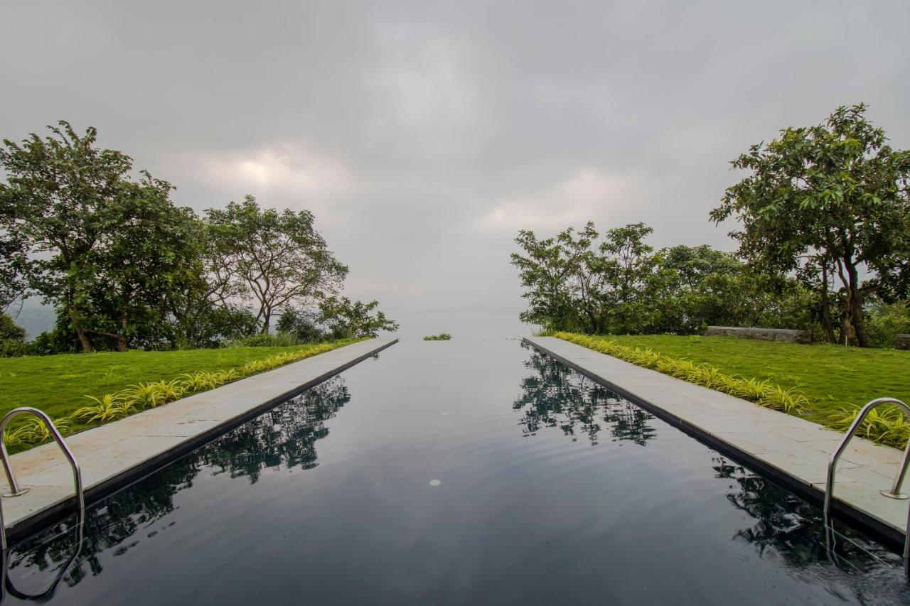 Saffronstays Solasta, Mulshi - Infinity Pool Villa With Mulshi Dam Views 外观 照片